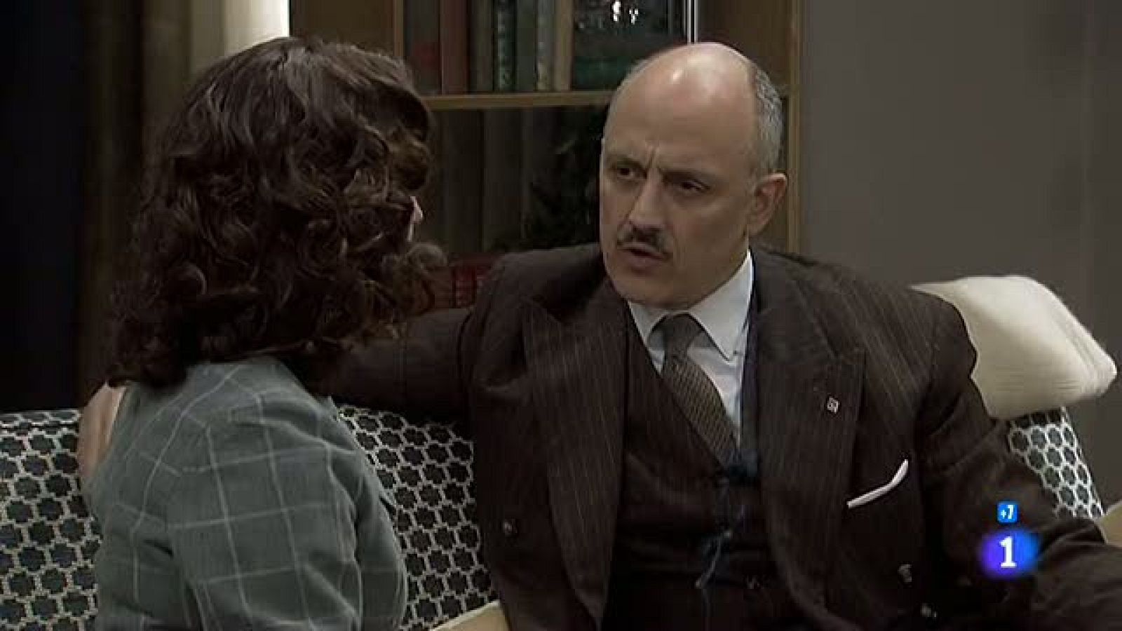 Amar - Rocío relata su oscuro pasado