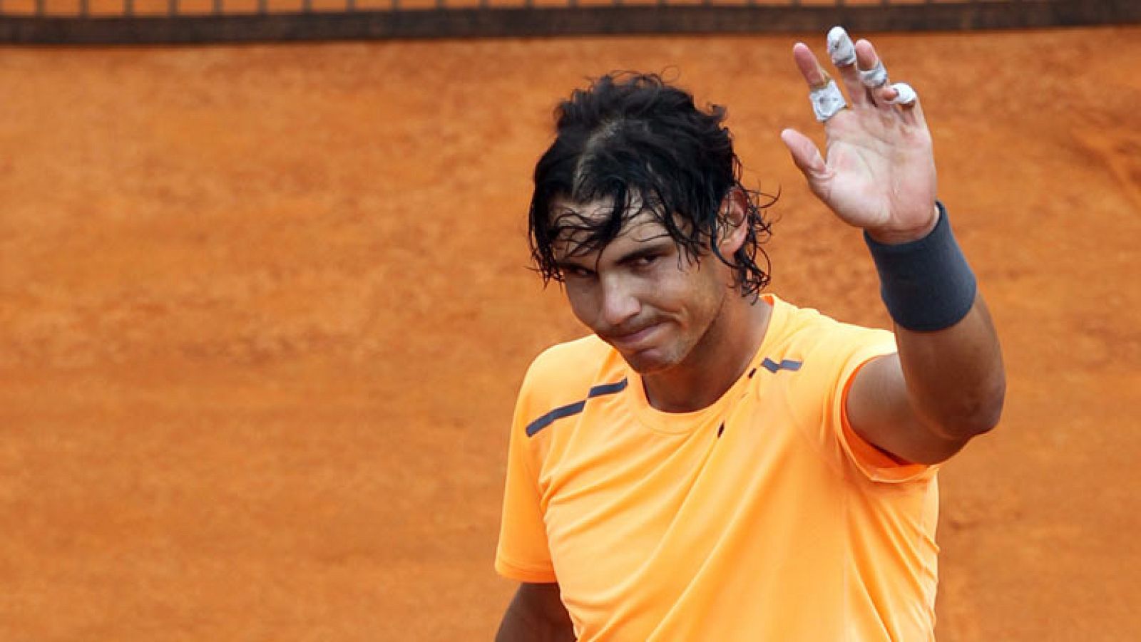 El tenista español Rafa Nadal certificó su presencia en los  cuartos de final de Montecarlo, tercer Master Series de la temporada  y torneo fetiche del manacorí, tras imponerse por la vía rápida (6-1  y 6-1) al kazajo Mikhail Kukushkin en una hora de