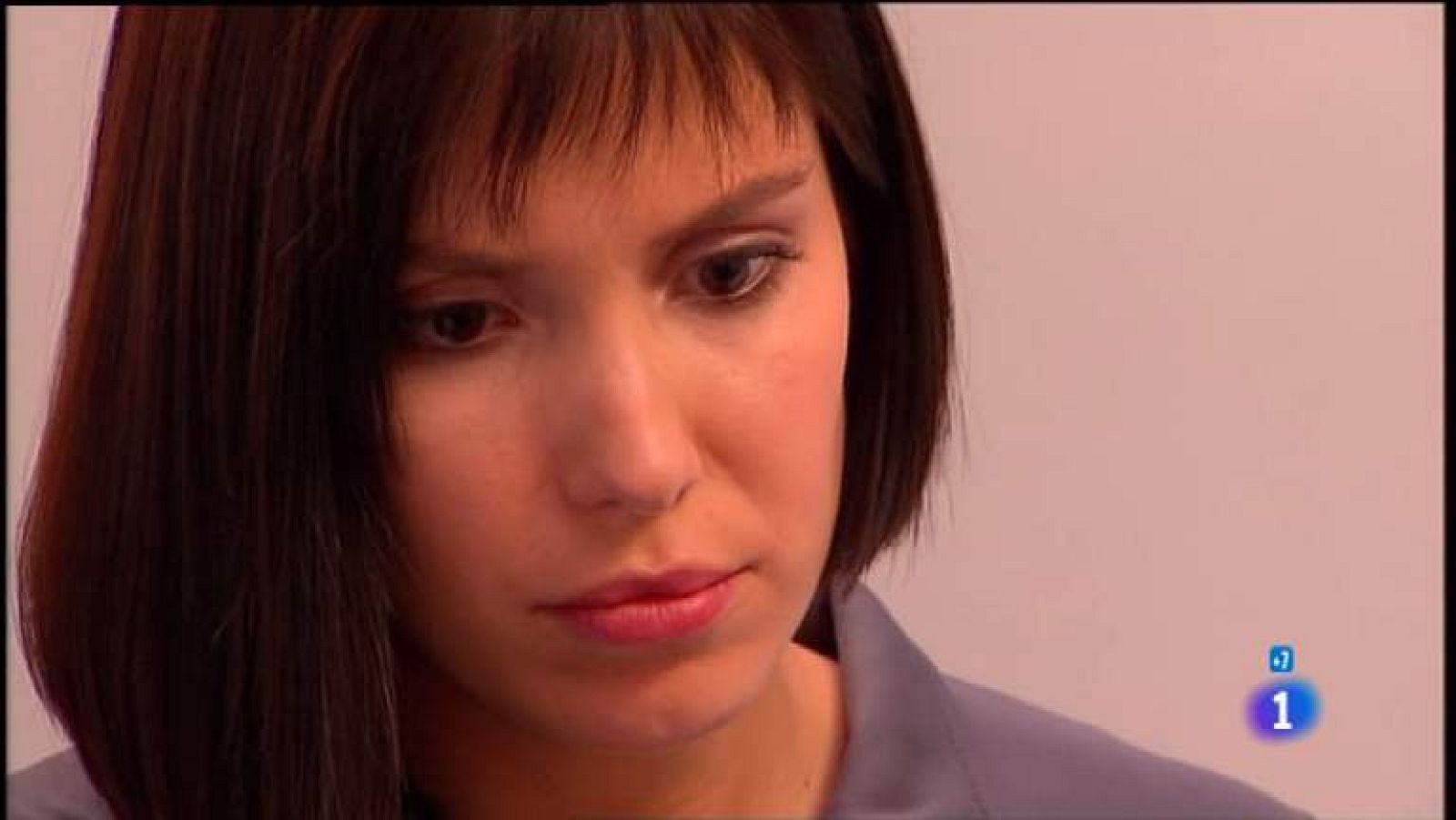 Cielo Rojo - Capítulo 71 - La boda de Ricardo termina con Patty ingresada en el hospital - Ver ahora