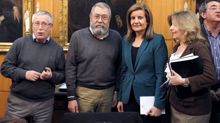  - Reunión entre sindicatos y Báñez