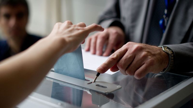 Telediario Matinal en cuatro minutos- 22/04/12