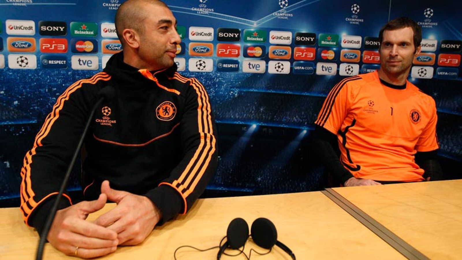 Di Matteo, entrenador del Chelsea, consciente de la necesidad de marcar ante el Barcelona - Desafío Champions | Ver