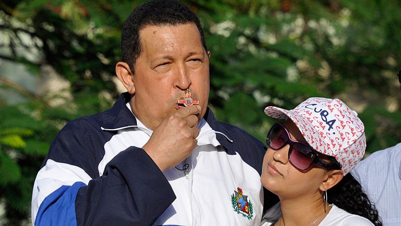 Chávez reaparece para desmentir los rumores sobre su estado de salud tras 10 días de silencio