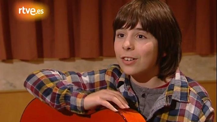  - Amós Lora, un genio feliz con su guitarra