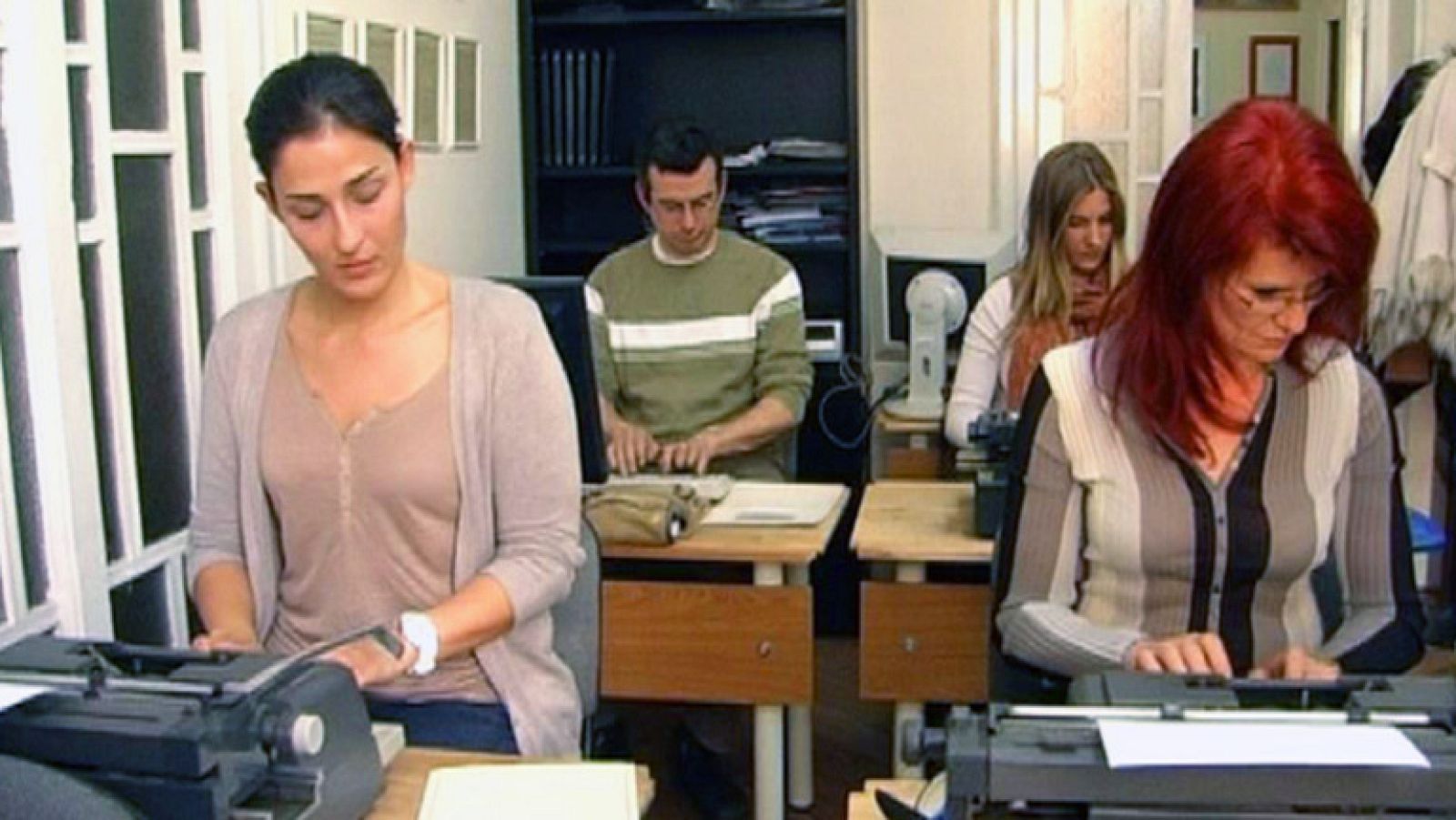 Comando Actualidad - El trabajo de unos pocos - Profesor de mecanografía