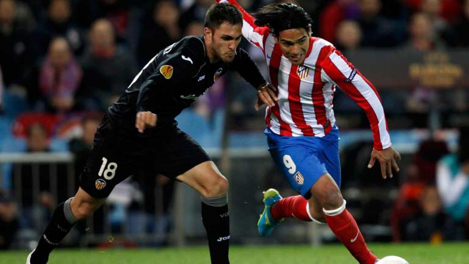 En la Europa League todavía puede haber final española. En ella, seguro que estarán Valencia o Atlético de Madrid. En principio, ventaja rojiblanca de 4-2 en el Calderón.