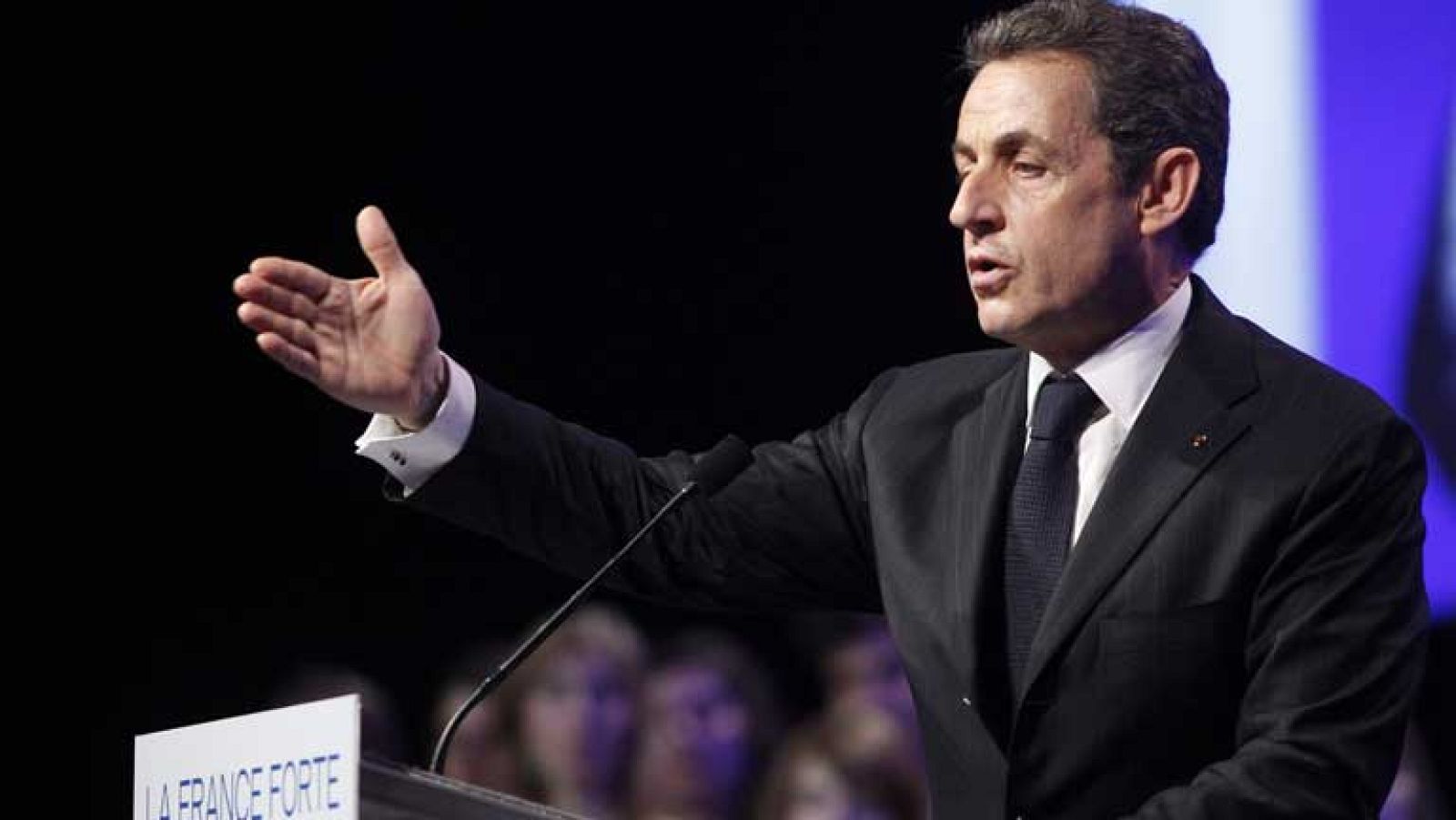 La campaña francesa en su recta final, saca a relucir trapos sucios de Sarzoky