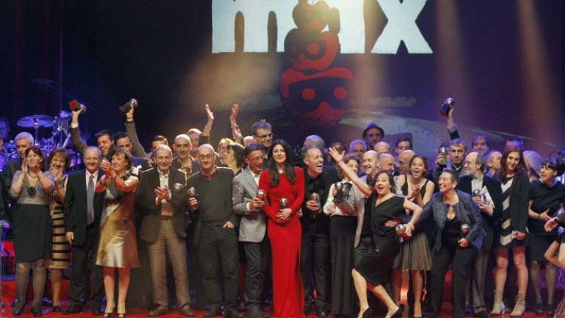 Del Arco y Portillo se reparten los Max gracias a "Veraneantes" y "La avería" - Informativo 24h | Ver