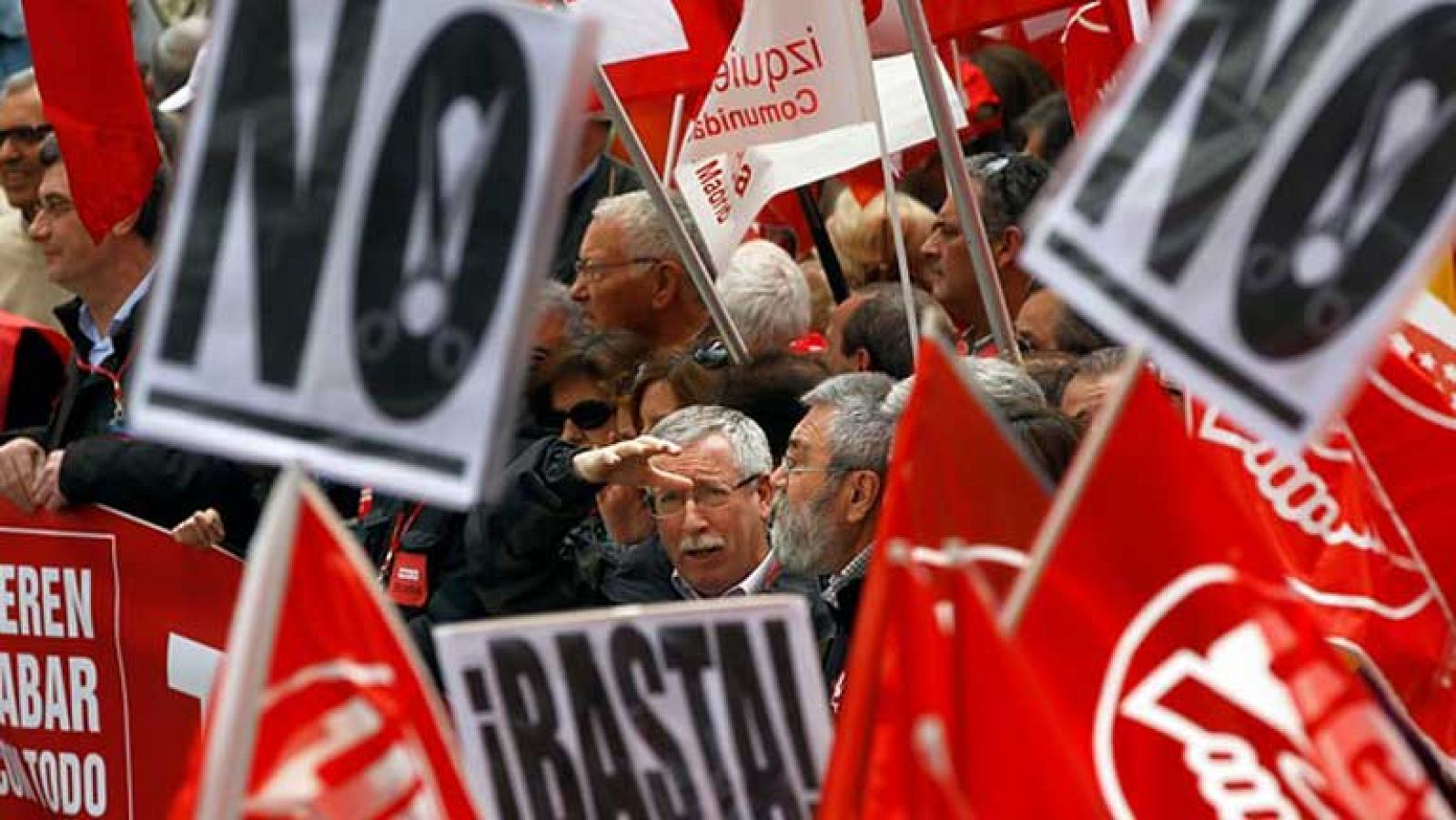 Telediario 2 en cuatro minutos - 01/05/12