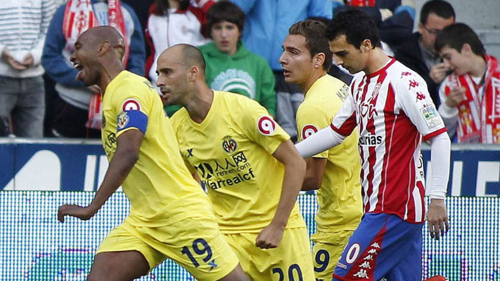 Villarreal respira a costa del Sporting