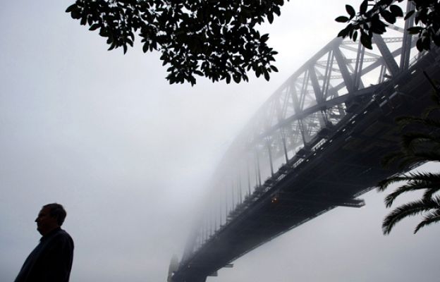  - Sydney, oculta tras la niebla