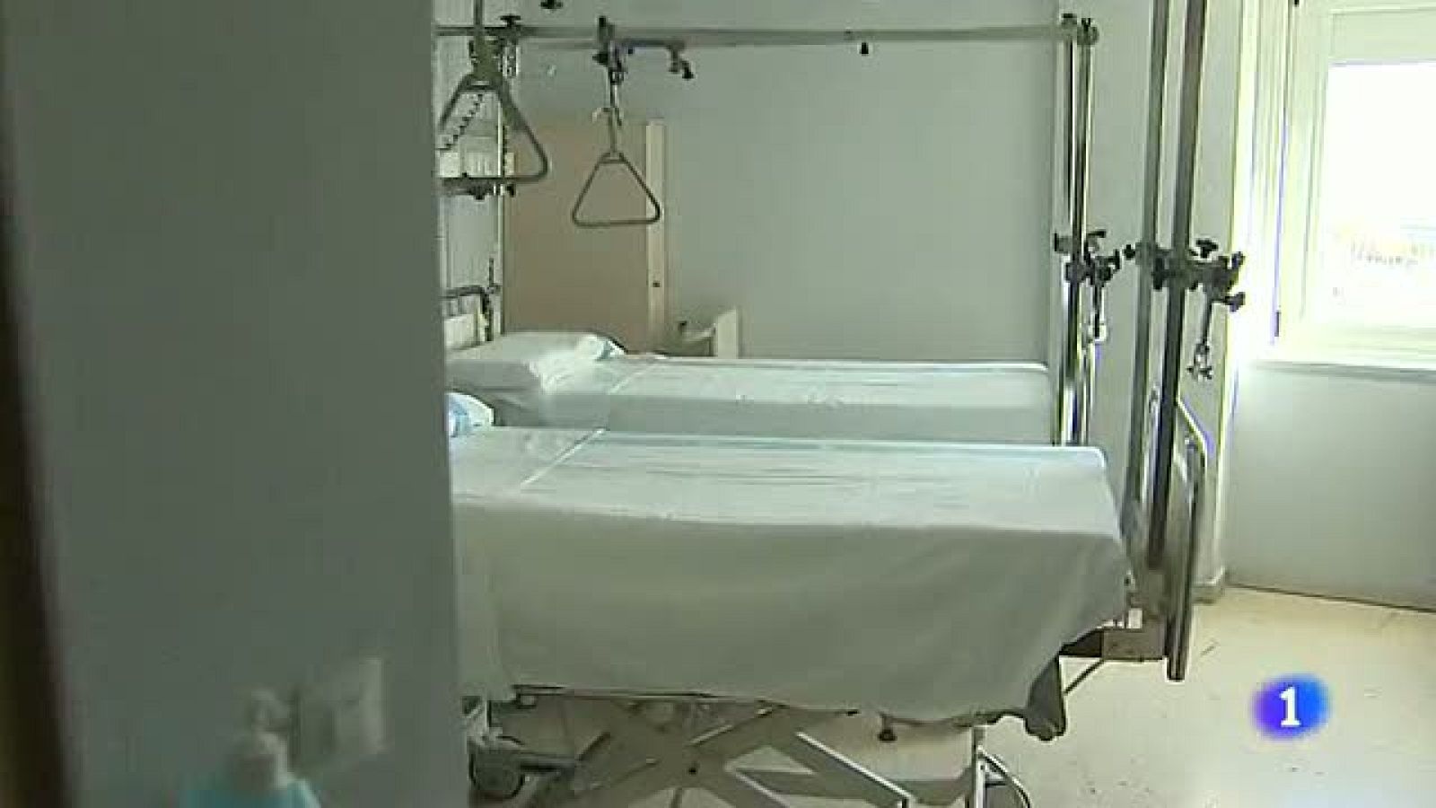 Mas Colell propone pagar por cada noche que se pase en un hospital