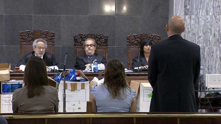Telediario 1 - Empieza el juicio del "caso Kárate"