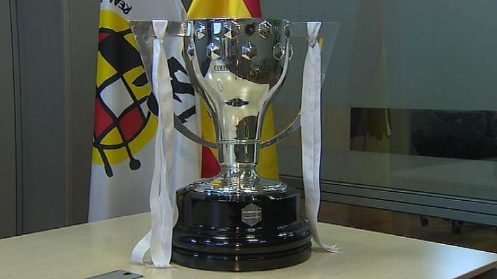 Telediario 1 - El Real Madrid recibirá la nueva Copa de la Liga