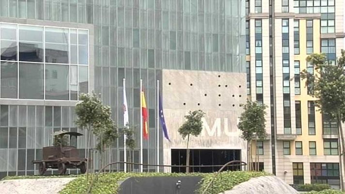 Telediario 1 - Un museo a la tecnología