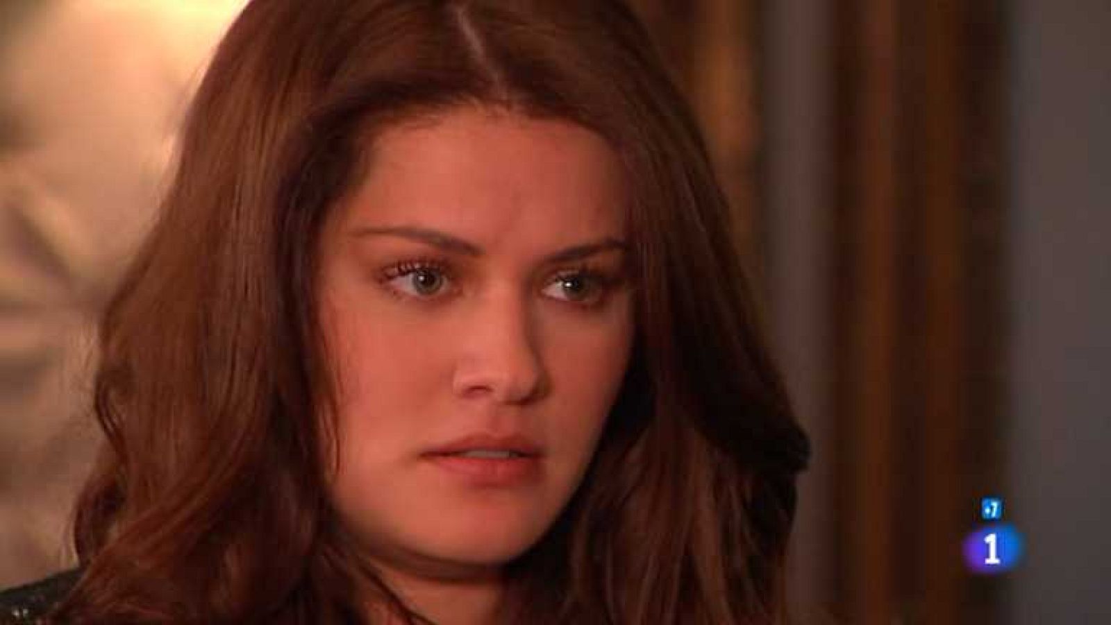 Cielo rojo - Capítulo 80 - Daniela y Sebas sienten que su amor no ha terminado. Alma acepta que Andrés vuelva a vivir en casa - Ver ahora