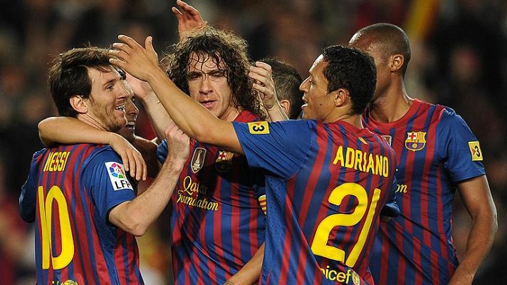 Telediario 1 - El Barça se hace con 7 premios de la IFFHS