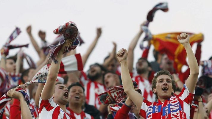 Telediario 1 - Papá, ¿qué es más importante la Champions o la Europa League?