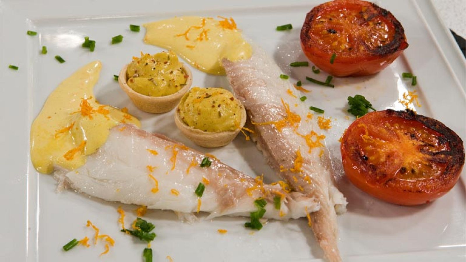 Saber Cocinar - Dorada a la sal con tartaletas de paté de berberechos