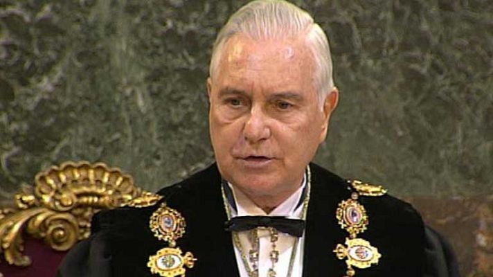 Telediario 1 - Denuncia contra Carlos Dívar