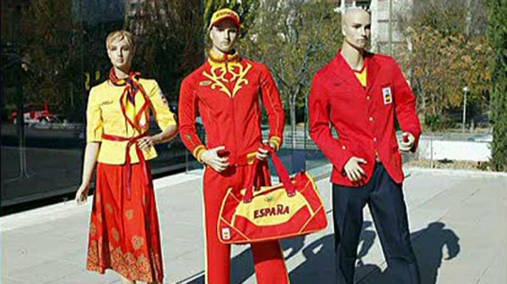 Telediario 1 - Los uniformes olímpicos de España, un disgusto para los diseñadores españoles