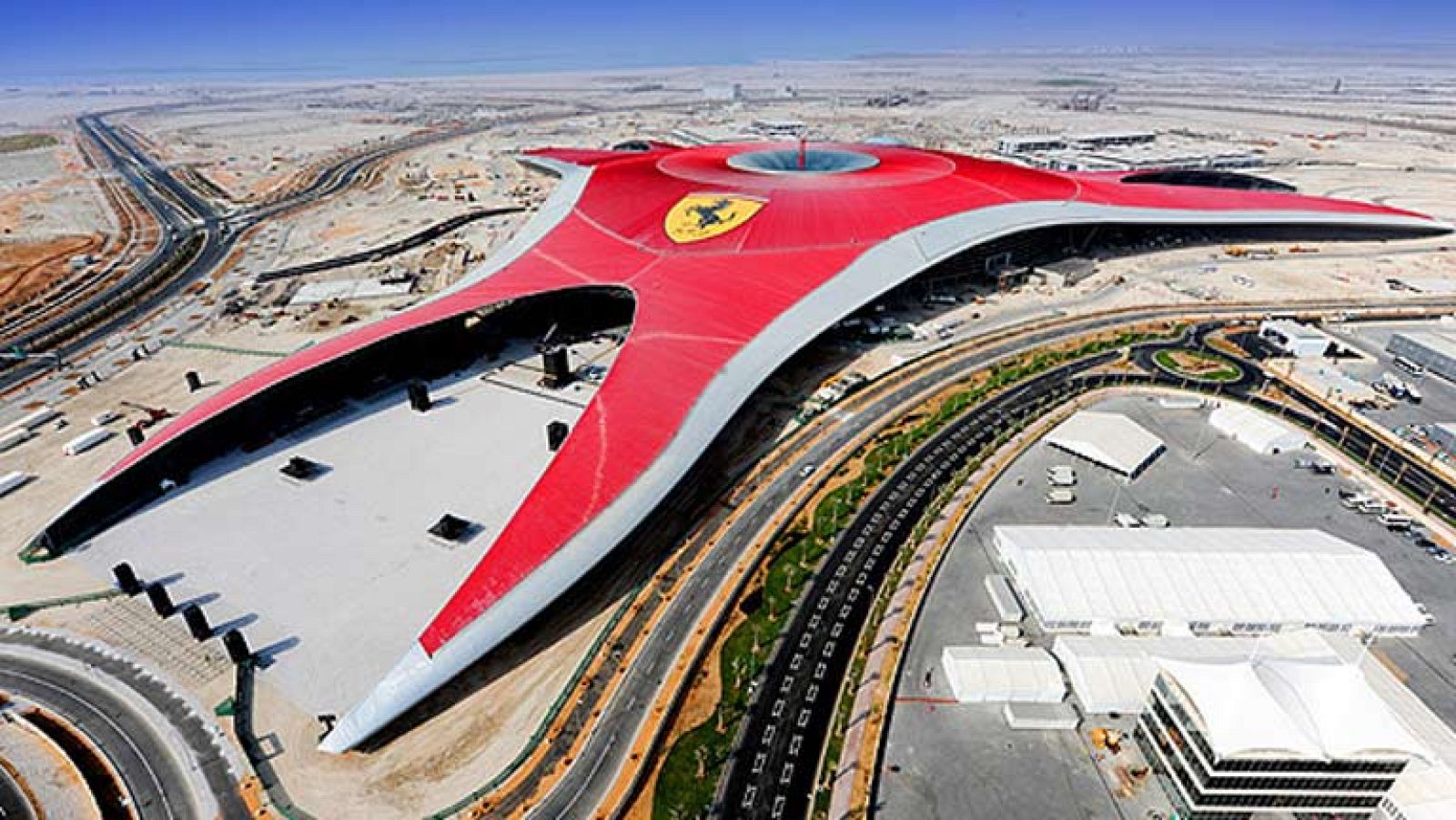 Un Ferrari World en España | Ver