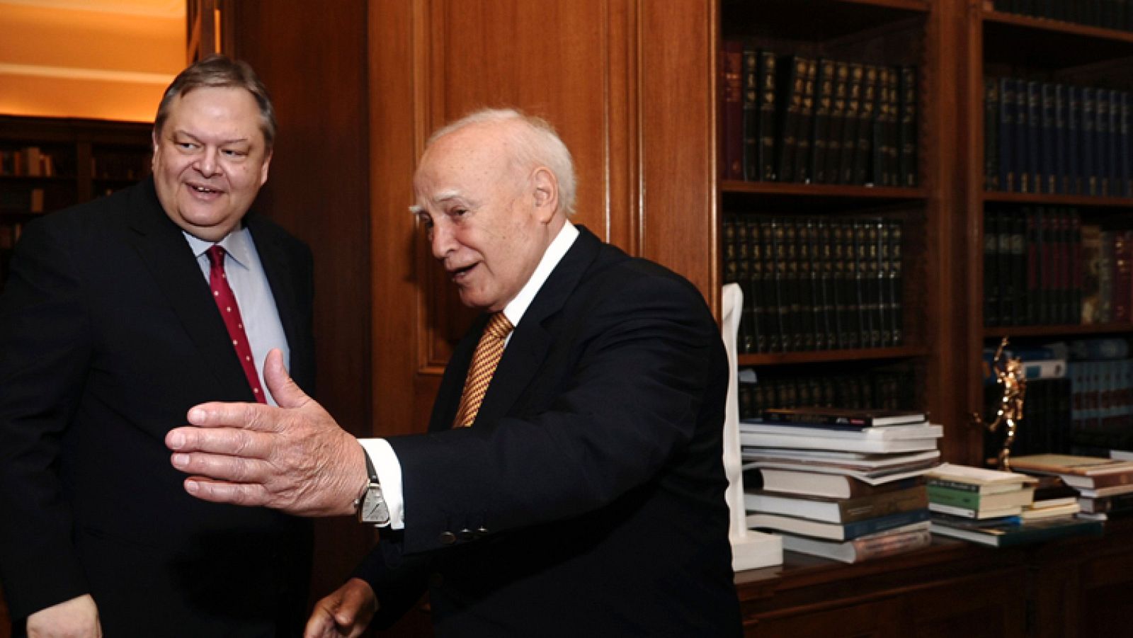 Venizelos renuncia a formar gobierno en Grecia y el presidente asume la tarea