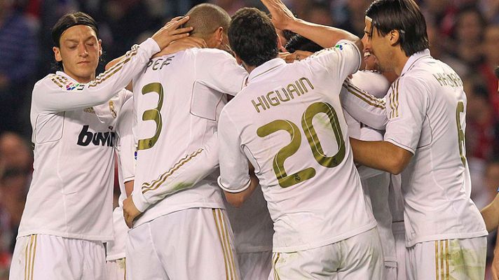 Telediario 1 - El Madrid pide al Bernabéu que se ponga 'la blanca'