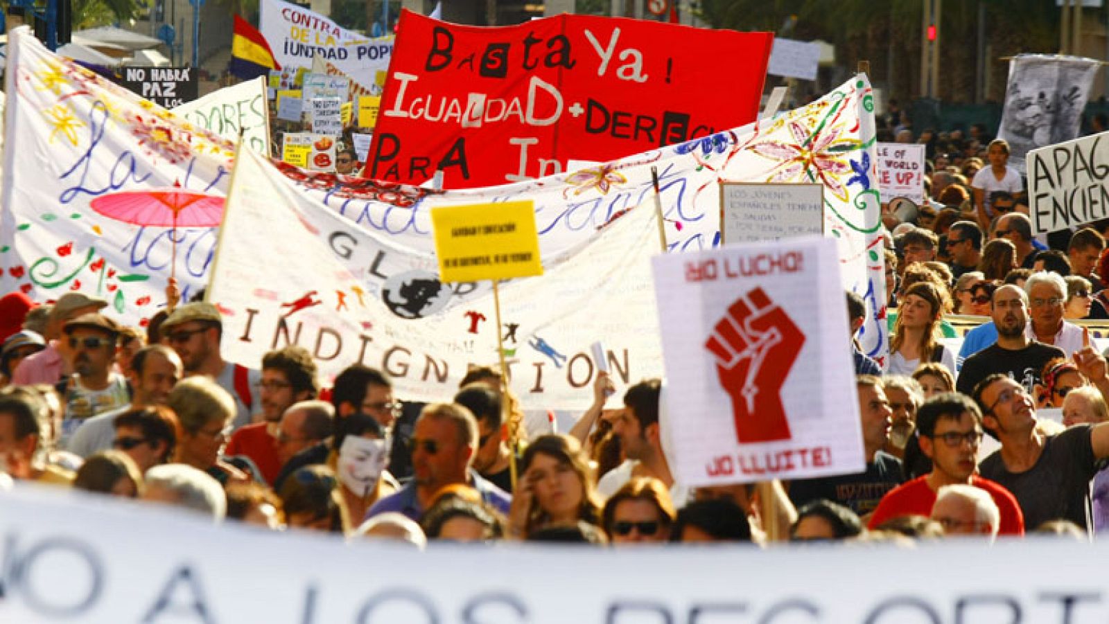 Telediario 2 en cuatro minutos - 12/05/12