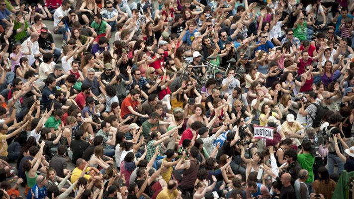 Telediario 1 - Telediario 2 en 4' - 13/05/12