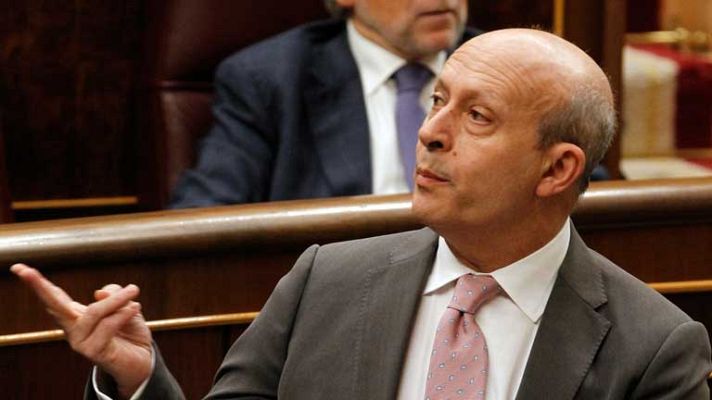 Telediario 1 - Más cerca los recortes de educación