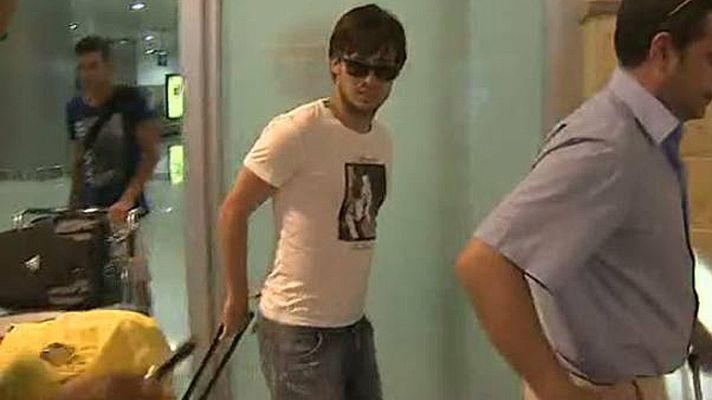 Telediario 1 - Silva vuelve a España con la Premier bajo el brazo