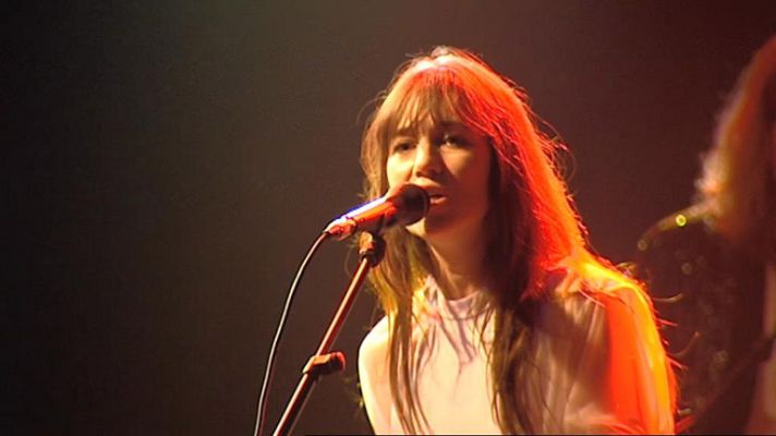 Telediario 1 - Charlotte y sus nuevas canciones