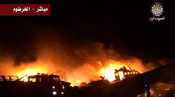  - Incendio de un avión en Sudán