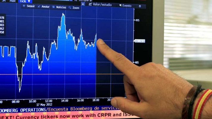 Los desayunos - La prima de riesgo se acerca a los 500 puntos y la Bolsa abre con pérdidas