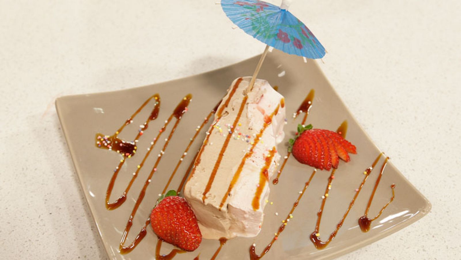 Biscuit de fresón y chocolate