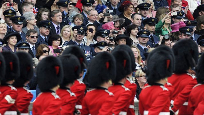 Telediario 1 - El jubileo de Isabel II