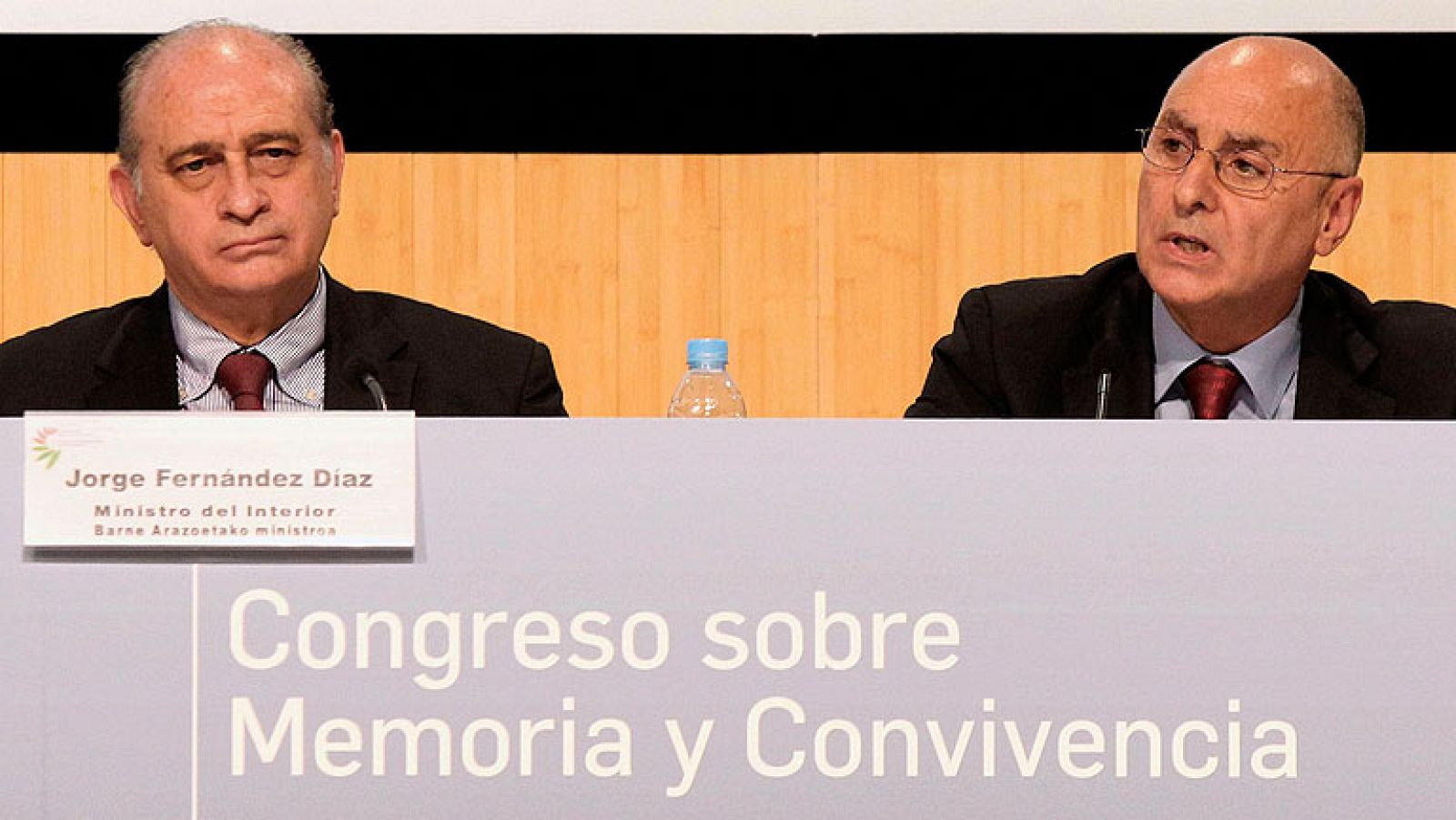 Interior: "El Gobierno no ha negociado, ni negocia, ni negociará jamás con ETA" - Informativo 24h | Ver