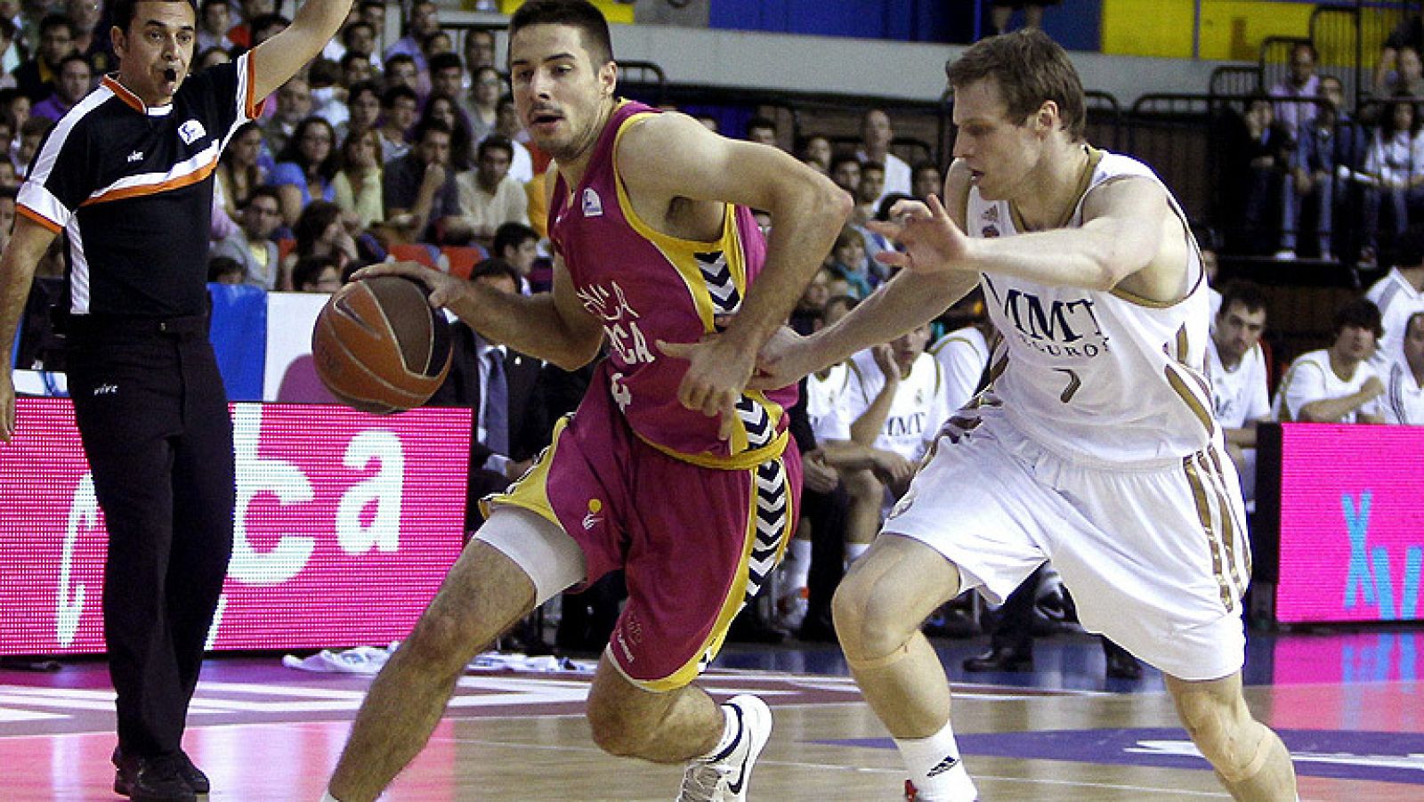 El Madrid arrasa al Banca Cívica - Baloncesto en RTVE | Ver