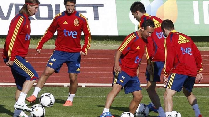 Telediario 1 - España prepara su amistoso contra Serbia