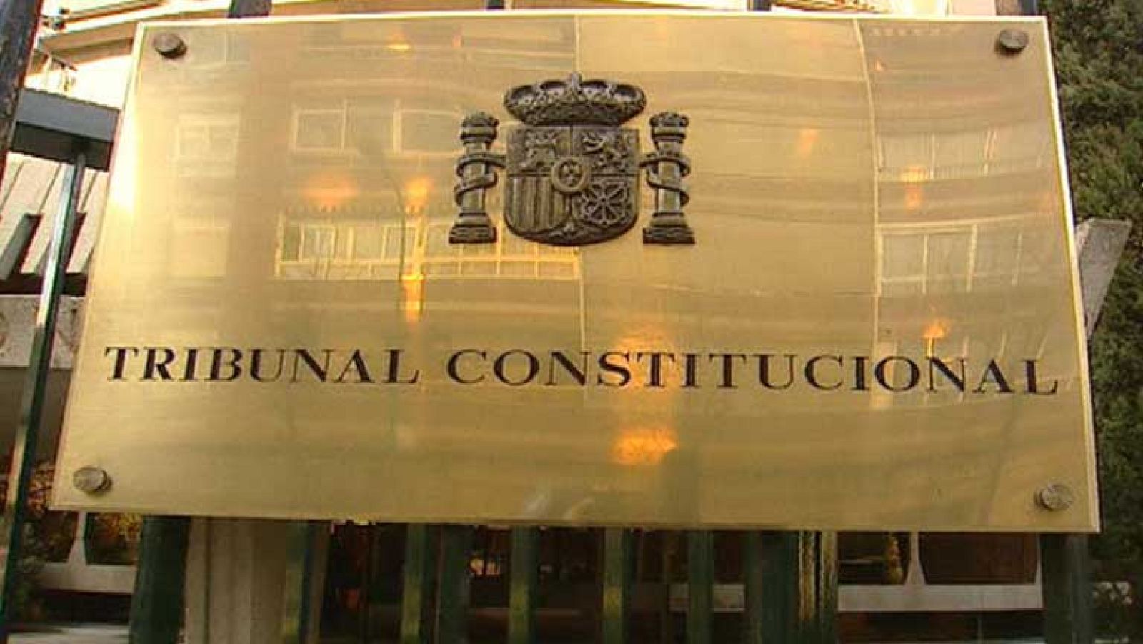 Ultimátum del Constitucional insta a PP y PSOE a acordar renovación