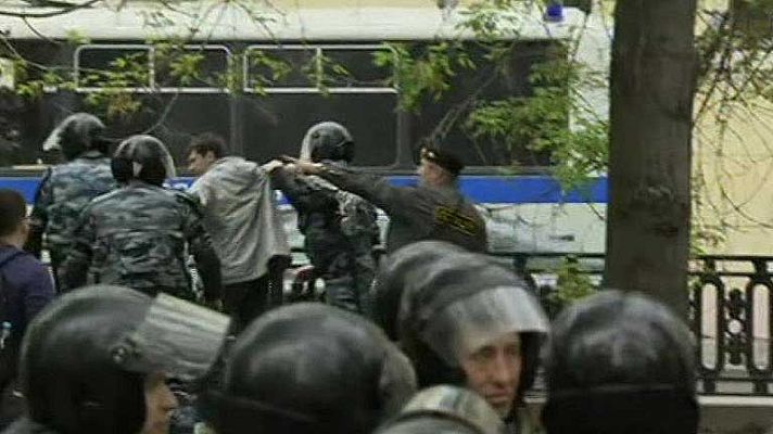 Telediario 1 - Manifestarse en Rusia, más caro