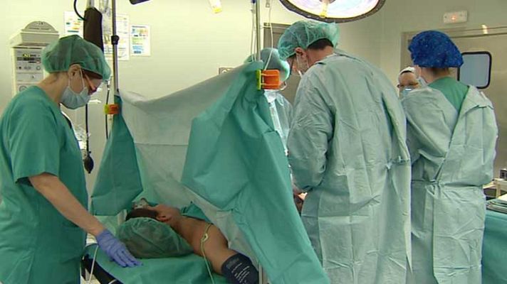 Telediario 1 - ¿Demasiadas cesáreas?