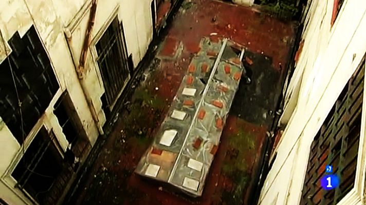 Comando Actualidad - Un edificio de lujo hecho pedazos
