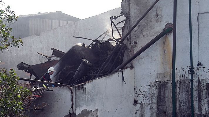 Informativo 24h - Hallan un segundo cadáver en la explosión de la fábrica cacereña de Moraleja