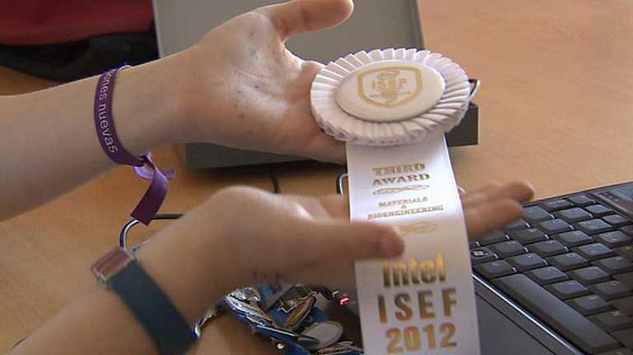 Telediario 1 - Una competición de jóvenes genios