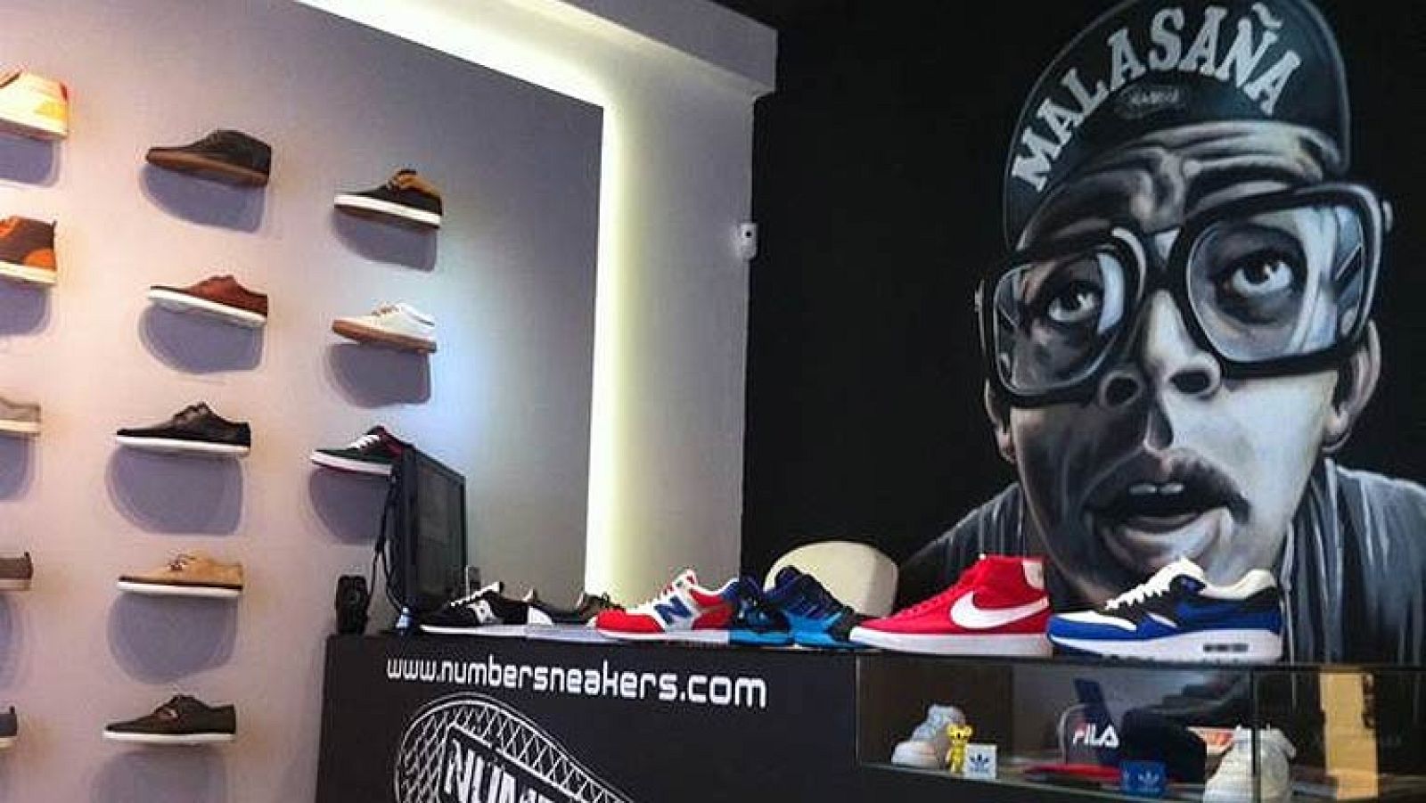 Una declaración y el pago de las tasas serán los únicos trámites necesarios para abrir un comercio