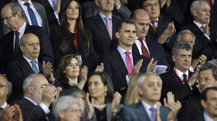 Telediario 1 - TVE responde sobre el himno