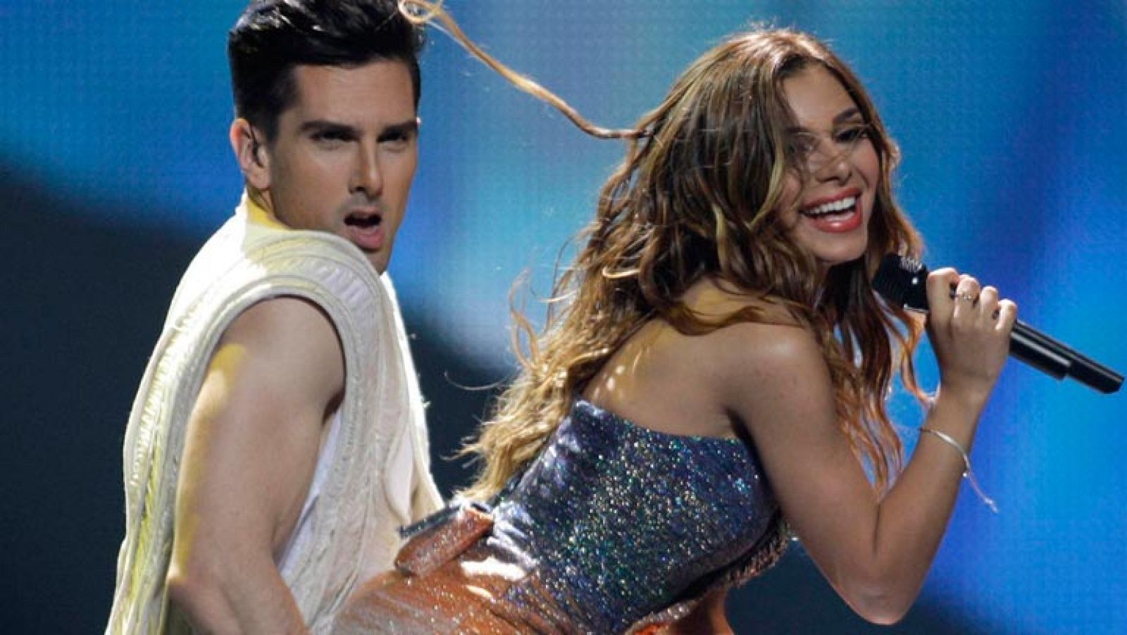 Grecia -  Eleftheria Eleftheriou - "Aphrodisiac"