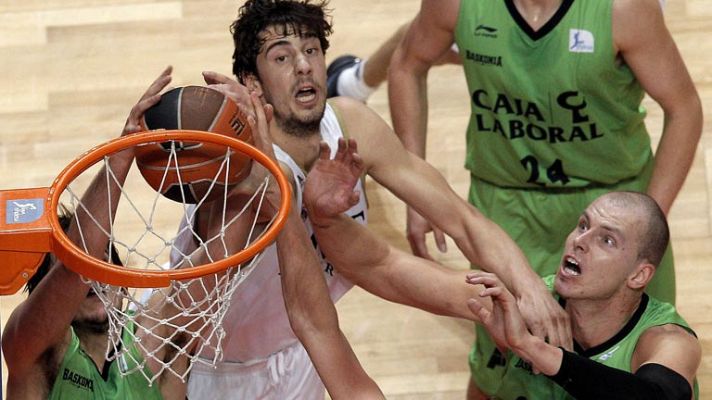 Baloncesto en RTVE - El Real Madrid empata la semifinal al Caja Laboral